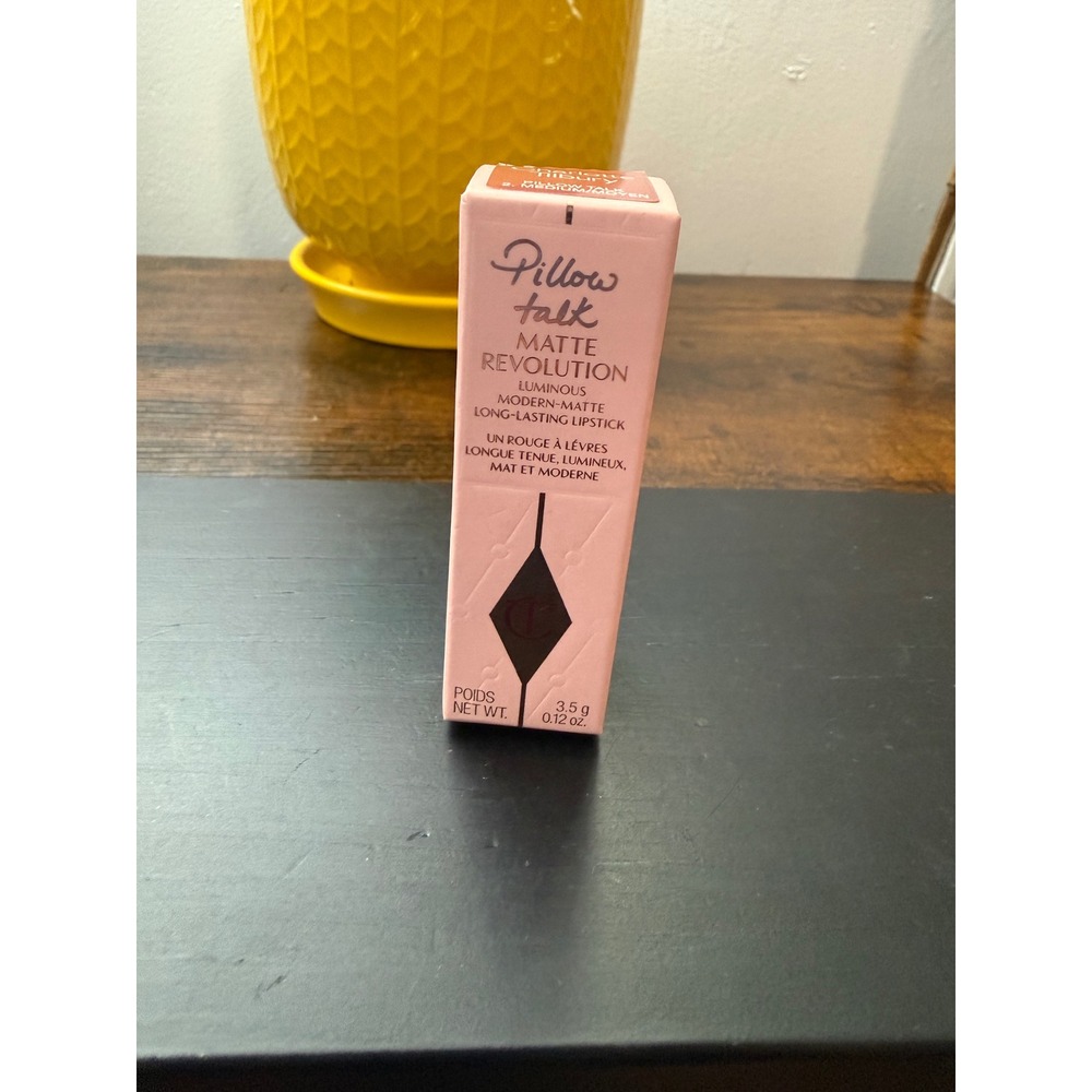 Charlotte Tilbury Matte Revolution Lipstick Pillow Talk Medium full size nib